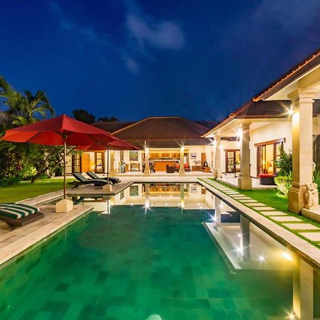 Villa Bugis Drupadi Seminyak Kamer foto