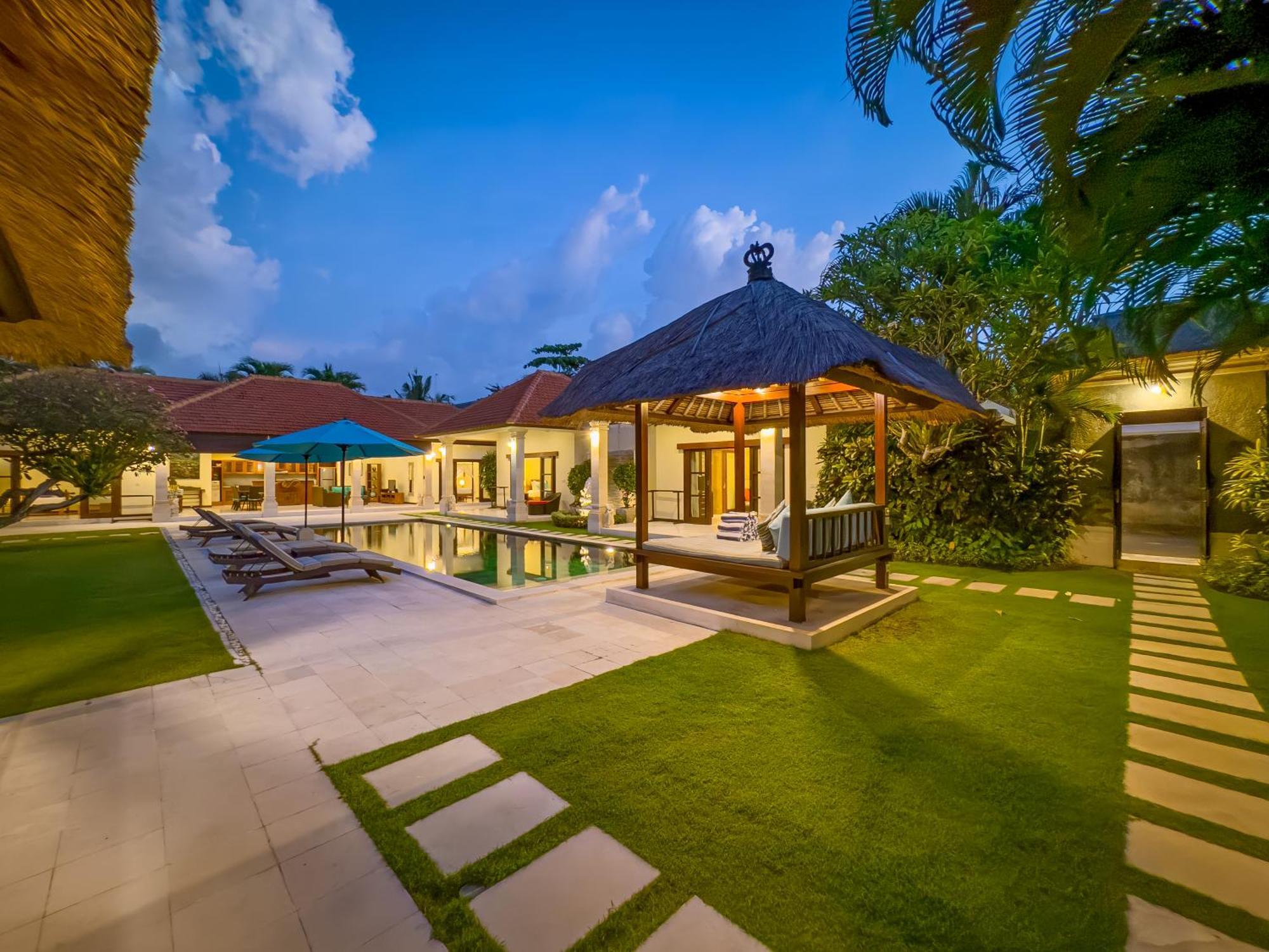Villa Bugis Drupadi Seminyak Kamer foto