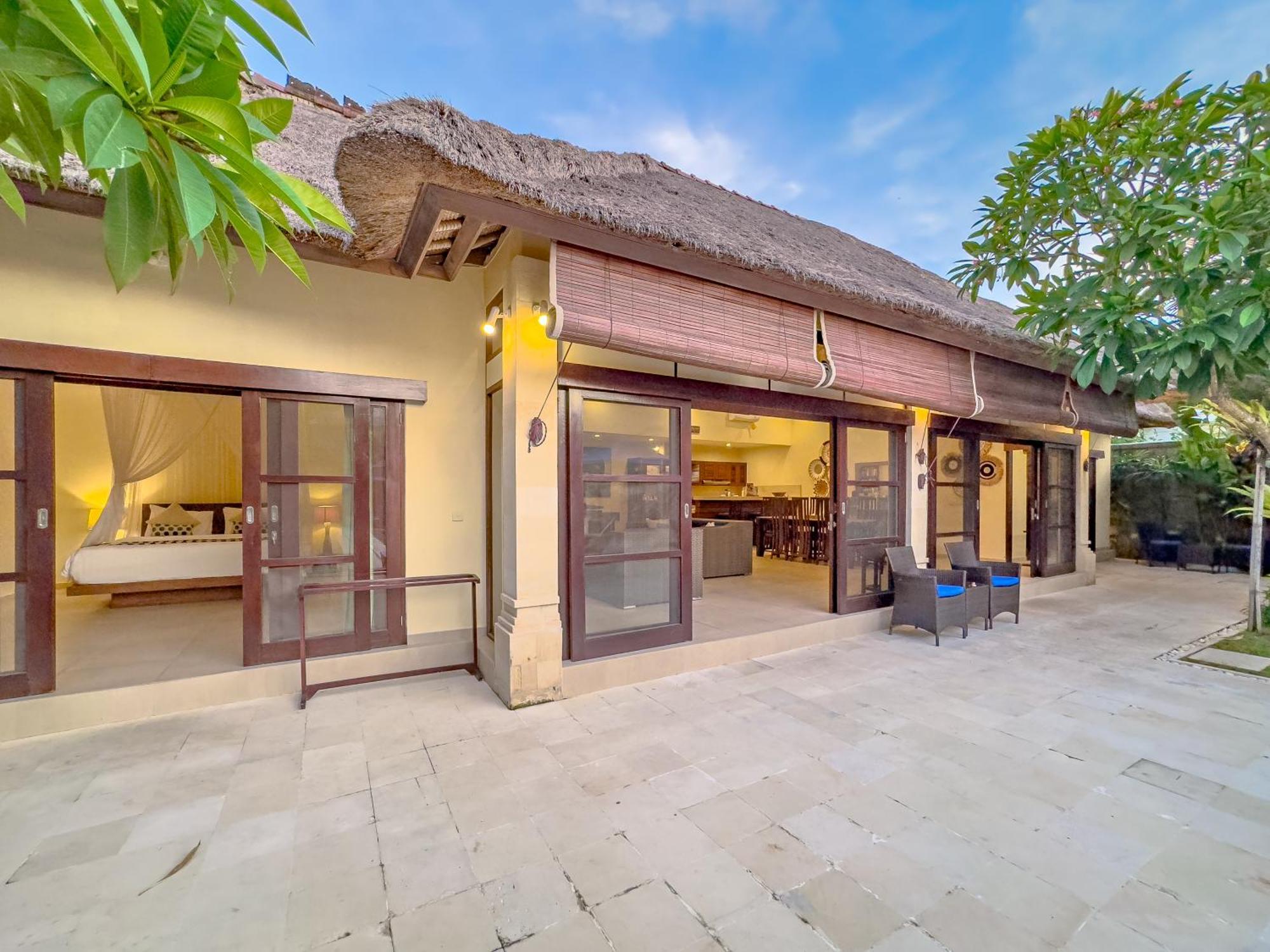 Villa Bugis Drupadi Seminyak Kamer foto